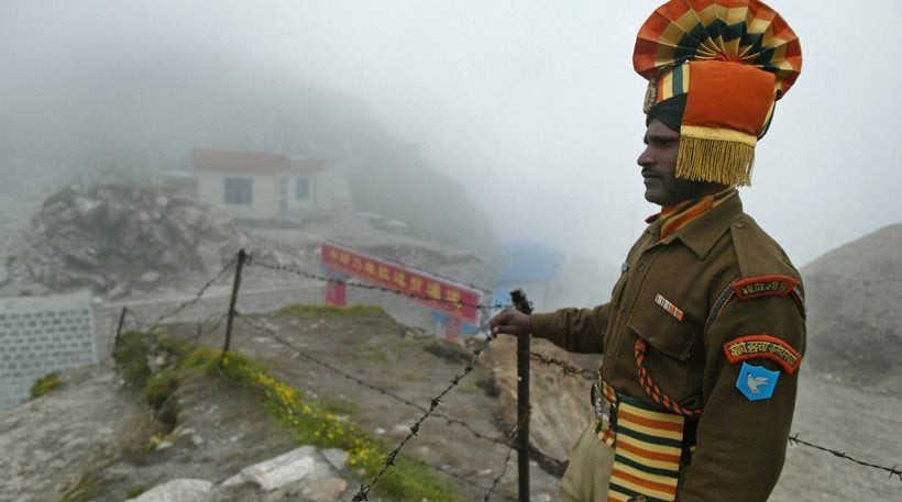 Το Πεκίνο καταγγέλλει: Ο στρατός της Ινδίας παραβίασε τα σύνορα
